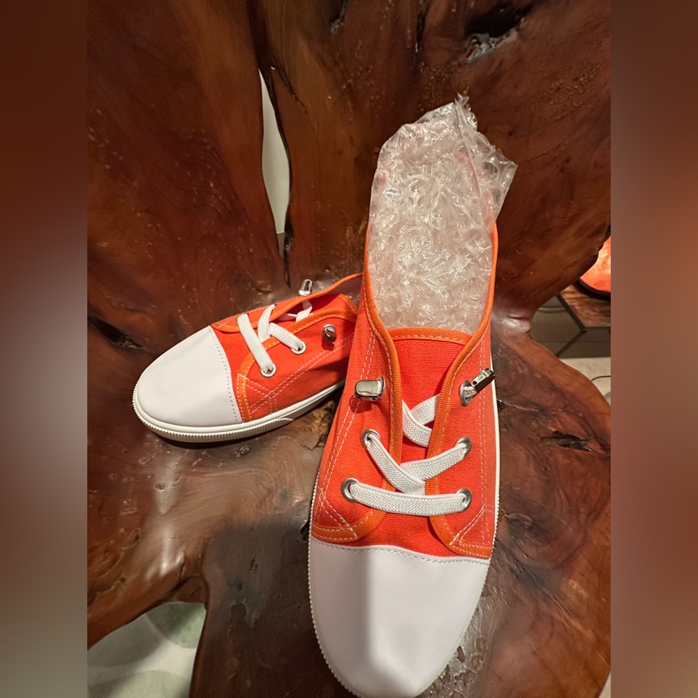 👟 NWT 🍊 SUPER COMFY RETRO 🧡 ORANGE SLIP ON CANVASTENNIS SHOES!Size 9-9.5 EU42 - Picture 2 of 6